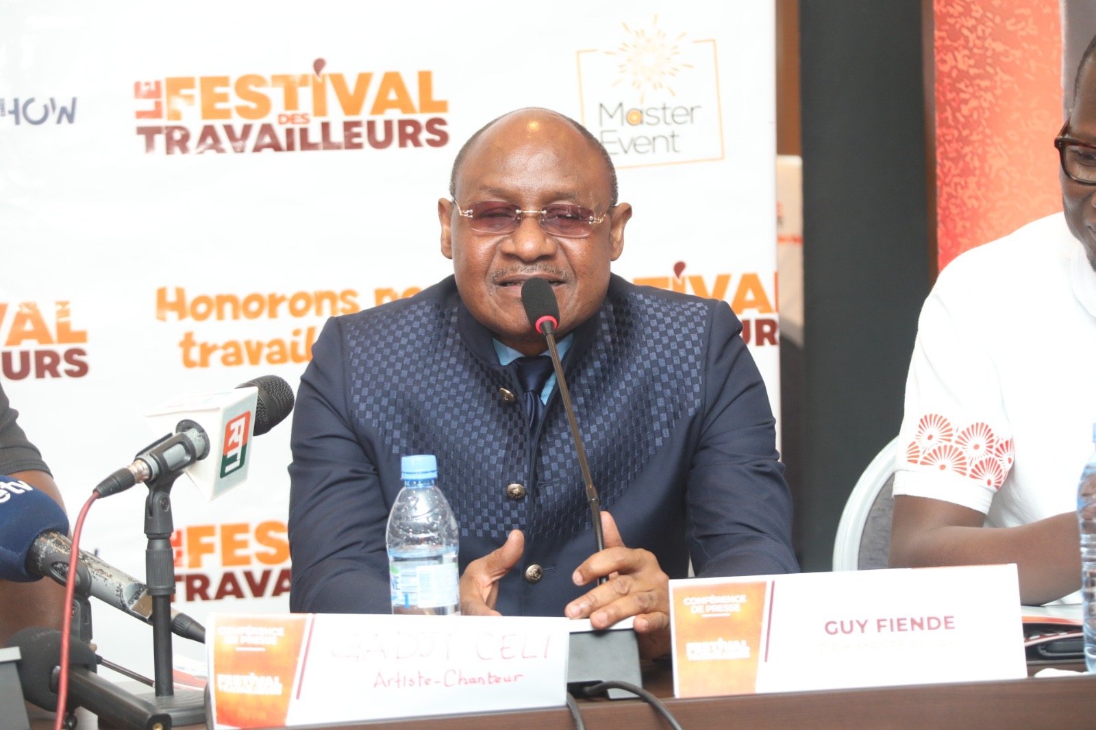 L’artiste chanteur Gadji Céli