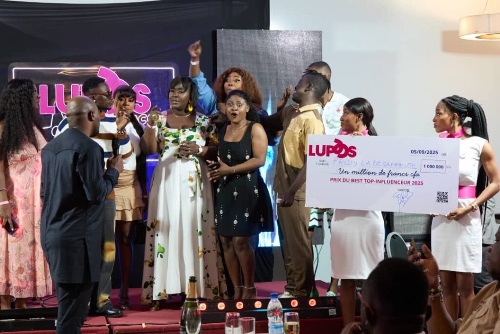Réseaux sociaux – Prissy, la degameuse sacrée Best Top Influenceur au Lupos Overinfluence show 2025